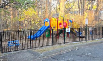 10636 MONTROSE Ave #201, Bethesda, MD 20814