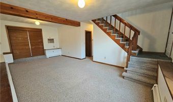3 Lakeview Dr, Narragansett, RI 02882