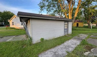 714 E Main St, Alhambra, IL 62001