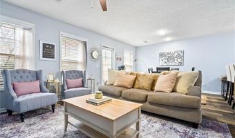 2428 E UNIVERSITY Dr, Auburn, AL 36830