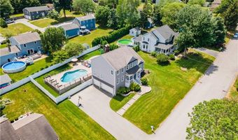 54 Michael Dr, Bristol, RI 02809