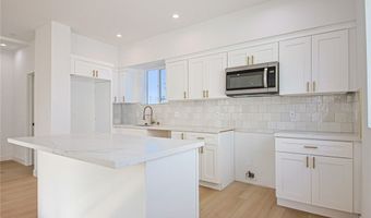 2404 S Cochran Ave, Los Angeles, CA 90016