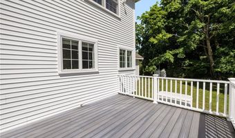 9 Spring St, Jamestown, RI 02835