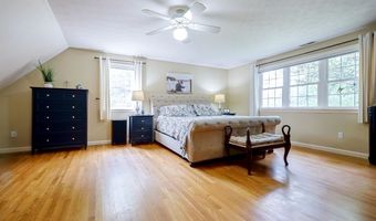 9 Taconic Dr, Amherst, NH 03031