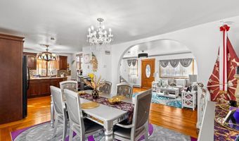 102 Williams Ave, East Providence, RI 02914