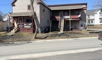 68 Division St, Bangor, ME 04401