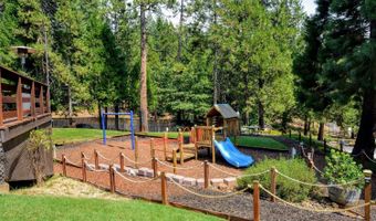 677 Saint Andrews Dr, Arnold, CA 95223