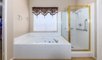 13161 Mugu Ct, Apple Valley, CA 92308