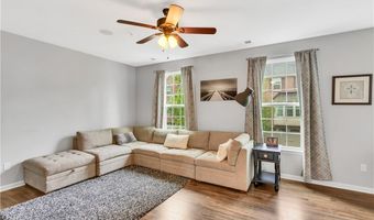 1503 Pointe View Dr, Adams Twp., PA 16046