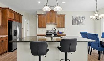 933 W Threewood, Andover, KS 67002
