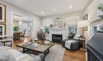 44 Washington Pl, Villas, NJ 07450
