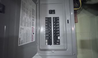 711 S Simon St, Ada, OH 45810