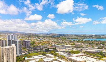 98-288 Kaonohi St 3405, Aiea, HI 96701