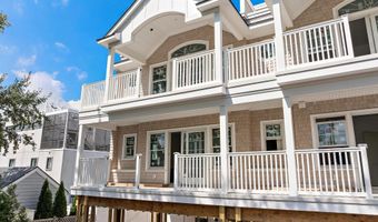 415 N BAY Ave D, Beach Haven, NJ 08008