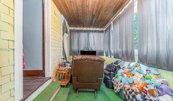 123 W End St, Alma, MI 48801