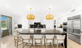 1040 S Summer Breeze Ln, Anaheim, CA 92808