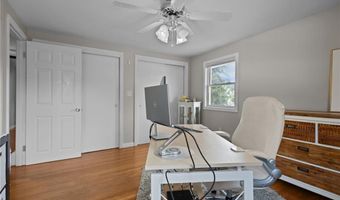 17 Belvedere St, Johnston, RI 02919