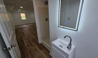2921 SENAK Rd, Abington, PA 19001