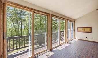 5 Pinecrest Cir, Bedford, NH 03110
