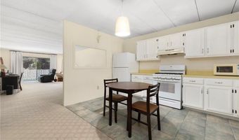 143 Hoffman Ave 205, Cranston, RI 02920