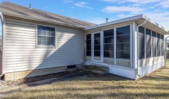 1260 Meadowview Ln, Amherst, OH 44001