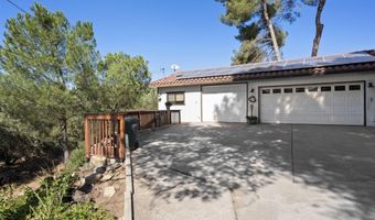 2154 Via Dieguenos, Alpine, CA 91901