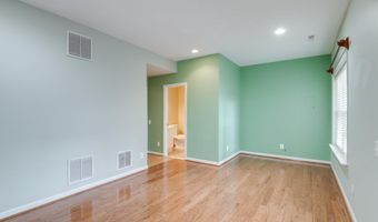 43794 VIRGINIA MANOR Ter, Ashburn, VA 20148
