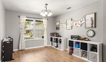 6102 Boulder Dr, Anderson, IN 46013