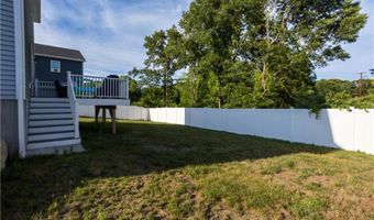 209 Curran Rd, Cumberland, RI 02864