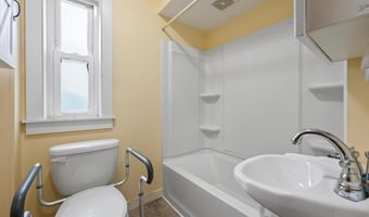 116 Sessions St, Berlin, NH 03570