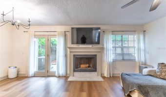 716 EDGEWATER Dr 2A, Orlando, FL 32804