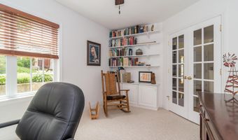 12 Sea Knoll Ct 12, Bourne, MA 02532