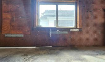 430 N Simon St, Ada, OH 45810