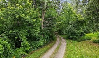 5061 Sandhill Rd, Almont, MI 48003