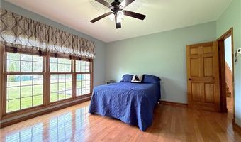 1362 Town Line Rd, Alden, NY 14004