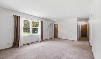 407 Dorwood Dr, Alliance, OH 44601