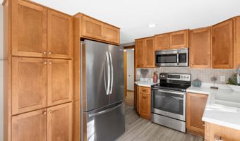 1835 Homeworth Rd, Alliance, OH 44601