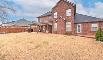 3910 NE Kensington Ave, Bentonville, AR 72712