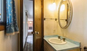 2907 Northwood Dr, Ames, IA 50010