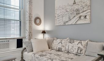 290 Commonwealth Ave 8, Boston, MA 02115