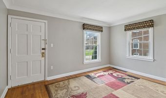717 Oxford Ct, Adrian, MI 49221
