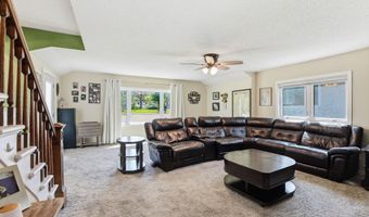 765 E Main St, Anoka, MN 55303