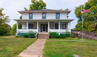 101 Davis, Alderson, WV 24910