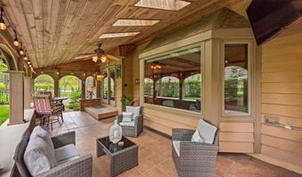 14 Hampton Ct, Algonquin, IL 60102