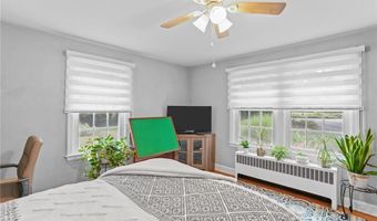 111 Peeptoad Rd, Scituate, RI 02857