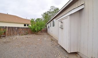 573 Sunrise Cir, Fernley, NV 89408