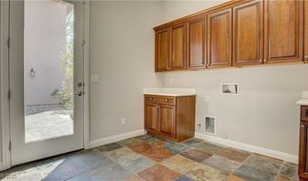 2124 Pont National Dr, Henderson, NV 89044