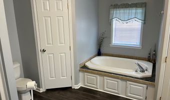 1385 Calhoun Dr, Abbeville, AL 36310