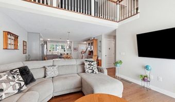 15 Curtis Cir 15, Avon, MA 02322