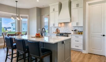 1727 Roebling Rd, Adel, IA 50003